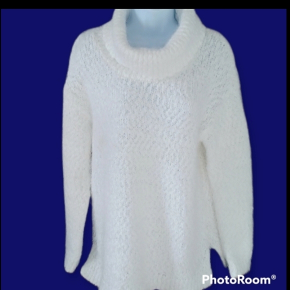 Kenneth Cole White Sweater Size S - Picture 1 of 5